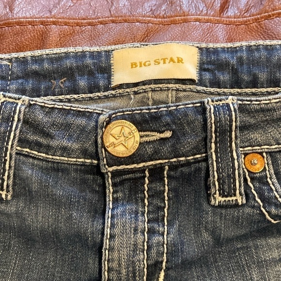 Women’s big Star cut off jean shorts in size 28 - Picture 1 of 9